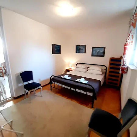 Appartamento Doverska *