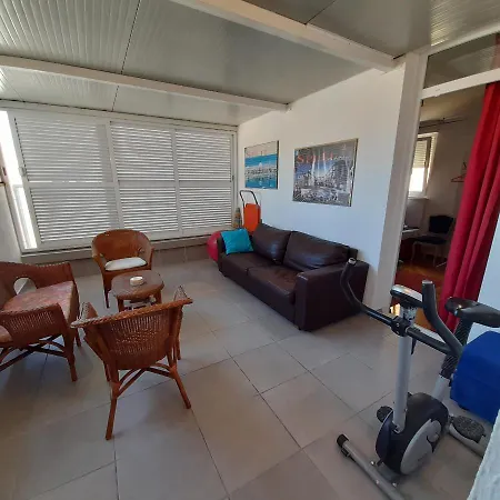 아파트 Doverska *