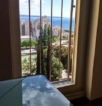 Doverska * Σπλιτ