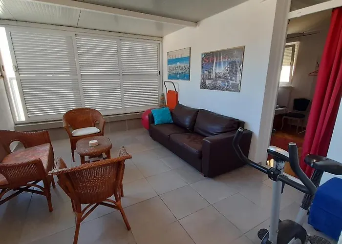 Apartment Doverska *